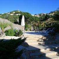 Вилла в Испании, Каталония, Льорет-де-Мар, 300 кв.м.