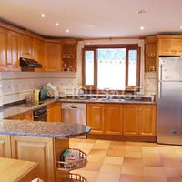 Вилла в Испании, Каталония, Льорет-де-Мар, 250 кв.м.