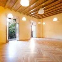 Апартаменты в центре города в Испании, Каталония, 80 кв.м.