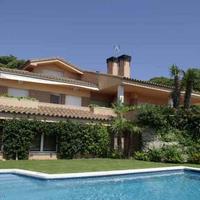 Вилла в Испании, Каталония, Багур, 800 кв.м.