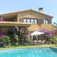 Вилла в Испании, Каталония, Льорет-де-Мар, 140 кв.м.