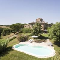 Villa in Italy, Palau, 1000 sq.m.