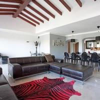 Apartment in Spain, Balearic Islands, Palma, 270 sq.m.