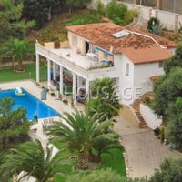Villa in Spain, Catalunya, Lloret de Mar, 300 sq.m.