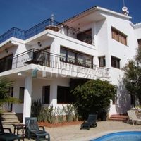 Вилла в Испании, Каталония, Льорет-де-Мар, 258 кв.м.