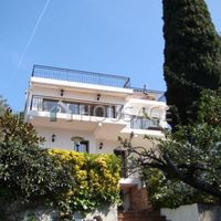 Вилла в Испании, Каталония, Льорет-де-Мар, 258 кв.м.