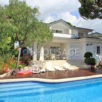 Вилла в Испании, Каталония, Льорет-де-Мар, 300 кв.м.