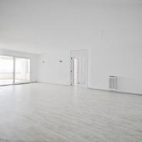 Apartment at the first line of the sea / lake in Spain, Balearic Islands, Palma, 180 sq.m.