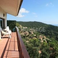 Вилла в Испании, Каталония, Льорет-де-Мар, 300 кв.м.