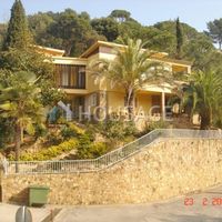 Villa in Spain, Catalunya, Lloret de Mar, 200 sq.m.