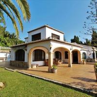 Villa in Spain, Comunitat Valenciana, Alicante, 350 sq.m.
