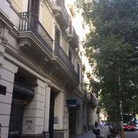 Магазин в центре города в Испании, Каталония, 706 кв.м.