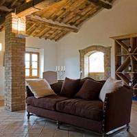 Вилла в Италии, Пьенца, 1845 кв.м.