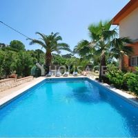 Вилла в Испании, Каталония, Льорет-де-Мар, 300 кв.м.