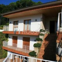 Вилла в Испании, Каталония, Льорет-де-Мар, 180 кв.м.