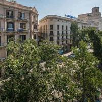 Flat in the city center in Spain, Catalunya, Barcelona, 130 sq.m.