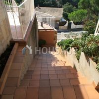 Вилла в Испании, Каталония, Льорет-де-Мар, 180 кв.м.