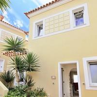 Townhouse in Spain, Canary Islands, Santa Cruz de Tenerife, 105 sq.m.