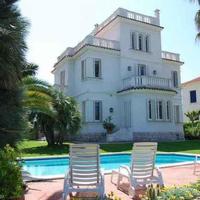 Villa at the first line of the sea / lake in Spain, Catalunya, Begur, 460 sq.m.