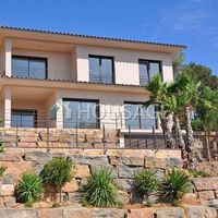 Вилла в Испании, Каталония, Льорет-де-Мар, 220 кв.м.