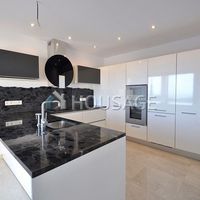 Вилла в Испании, Каталония, Льорет-де-Мар, 220 кв.м.