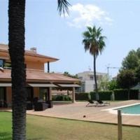 Вилла в Испании, Каталония, Багур