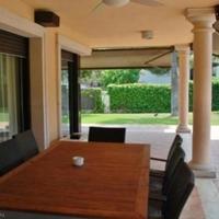 Вилла в Испании, Каталония, Багур