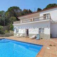 Вилла в Испании, Каталония, Льорет-де-Мар, 178 кв.м.