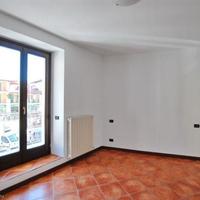 Apartment in the city center in Italy, Varese, 90 sq.m.