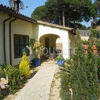 Вилла в Испании, Каталония, Льорет-де-Мар, 170 кв.м.