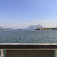 Вилла на первой линии моря/озера в Италии, Варезе, 758 кв.м.