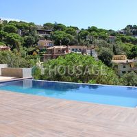 Villa in Spain, Catalunya, Lloret de Mar, 220 sq.m.