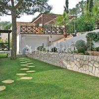 Вилла в Испании, Каталония, Льорет-де-Мар, 175 кв.м.