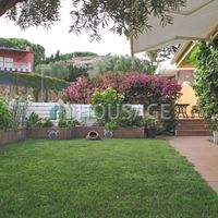 Вилла в Испании, Каталония, Льорет-де-Мар, 160 кв.м.