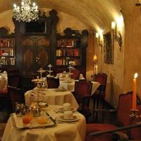 Hotel in the city center in Italy, Lazio, San Donnino, 1150 sq.m.