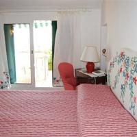 Penthouse at the first line of the sea / lake in Italy, San Donnino, 120 sq.m.