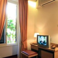 Отель (гостиница) в центре города в Италии, Лацио, Сан-Донино, 600 кв.м.