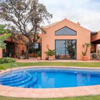 Villa in Spain, Catalunya, Begur, 400 sq.m.