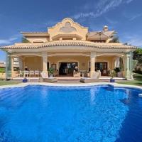 Villa in Spain, Andalucia, 590 sq.m.