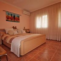 Villa in Spain, Comunitat Valenciana, Alicante, 262 sq.m.