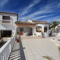 Villa in Spain, Comunitat Valenciana, Alicante, 190 sq.m.