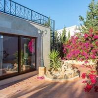 Villa in Spain, Comunitat Valenciana, Alicante, 220 sq.m.
