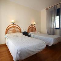 Villa in Spain, Comunitat Valenciana, Alicante, 180 sq.m.