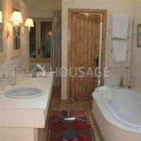 Дом в Испании, Каталония, Жирона, 400 кв.м.