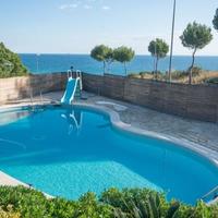 Вилла в Испании, Каталония, Багур, 425 кв.м.