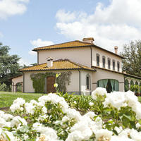 Villa in Italy, Lazio, San Donnino, 790 sq.m.