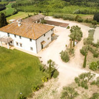 Вилла в Италии, Пьенца, 600 кв.м.