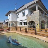 Дом в Испании, Каталония, Льорет-де-Мар, 300 кв.м.