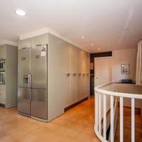 Вилла в Испании, Каталония, Барселона, 565 кв.м.