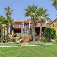 Вилла в Испании, Андалусия, 490 кв.м.